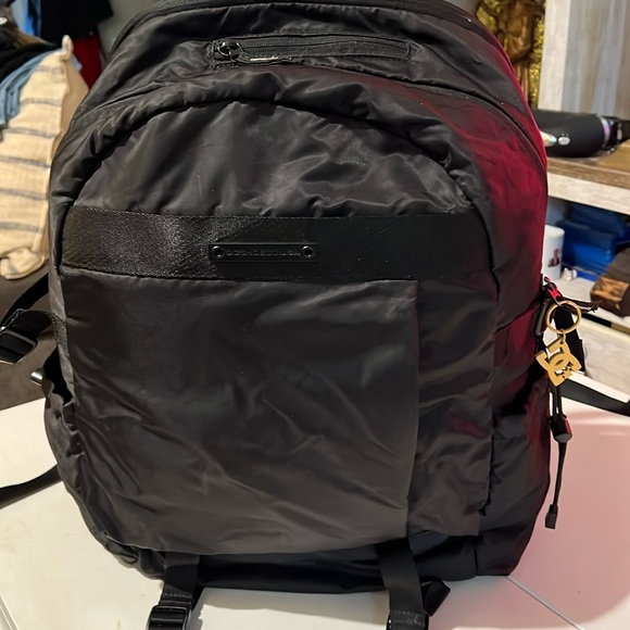 DC SHOE CO USA backpack - Picture 1 of 16